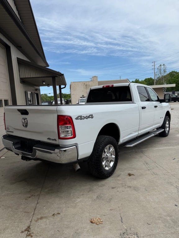 2023 RAM 2500 Image 3