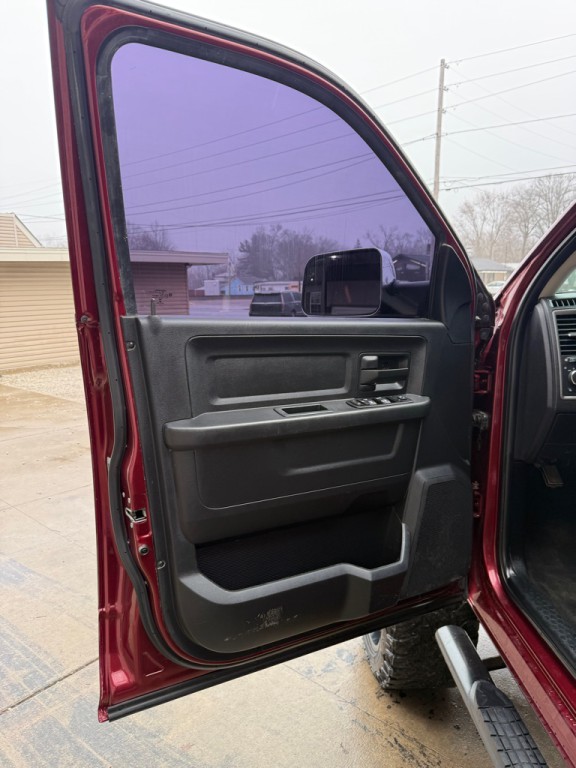 2017 RAM 2500 Image 12