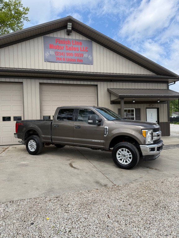 2017 Ford F-250 Image 2