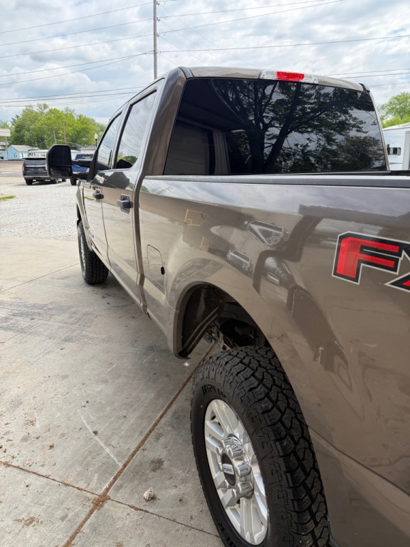 2017 Ford F-250 Image 5