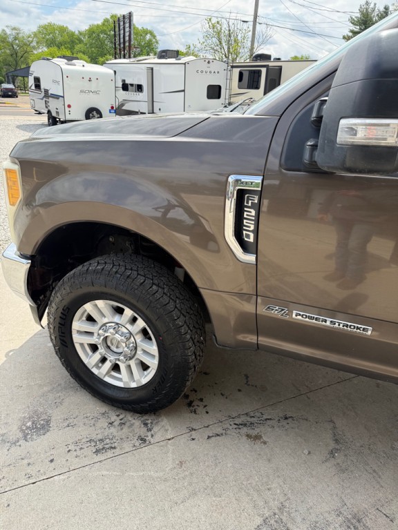 2017 Ford F-250 Image 8