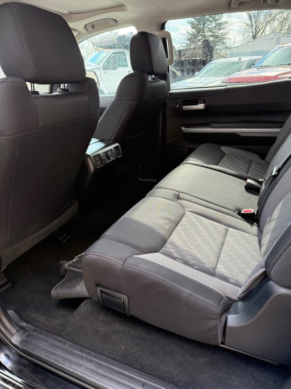 2018 Toyota Tundra Image 15