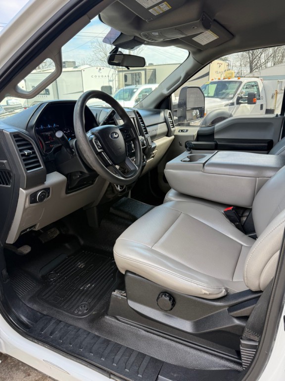 2021 Ford F-250 Image 8
