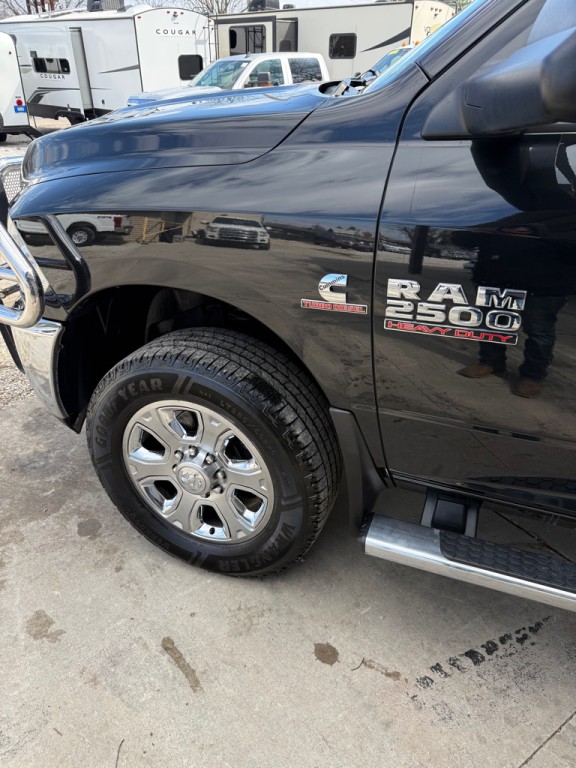 2018 RAM 2500 Image 8