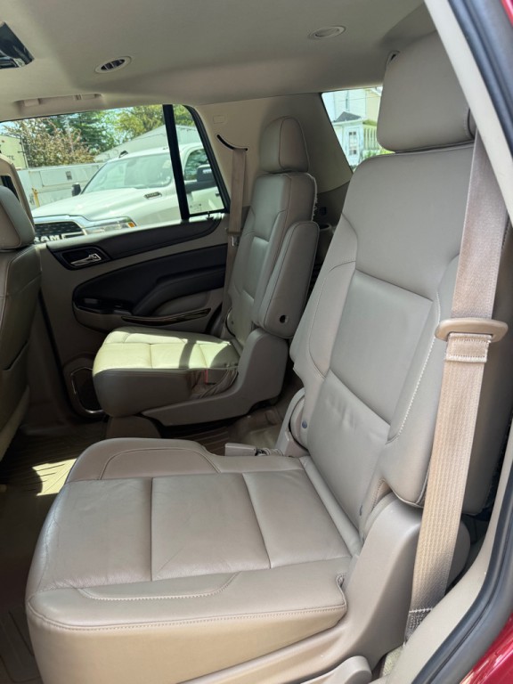 2016 Chevrolet Tahoe Image 9