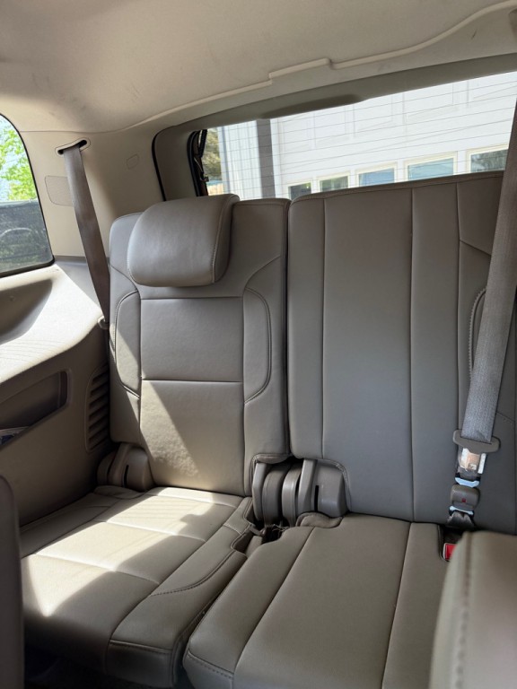 2016 Chevrolet Tahoe Image 11