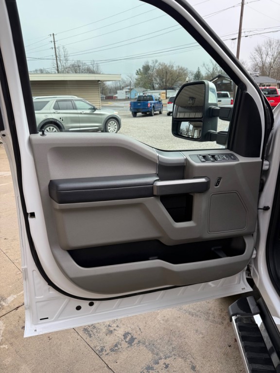 2021 Ford F-250 Image 12