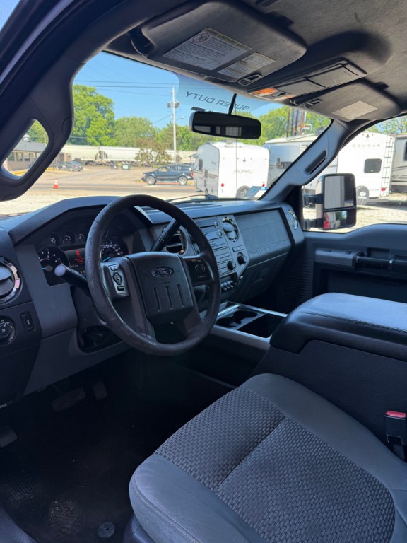 2015 Ford F-350 Image 9