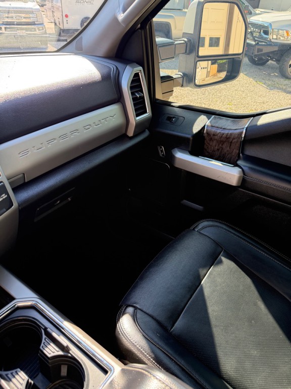 2018 Ford F-250 Image 18