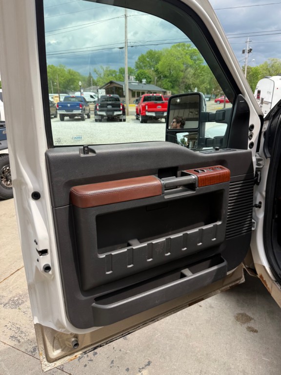 2013 Ford F-250 Image 8