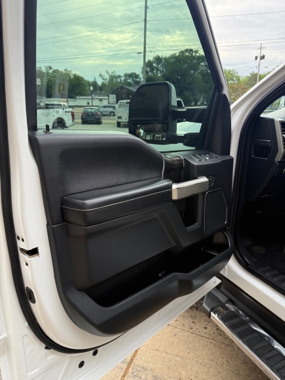 2022 Ford F-350 Image 11