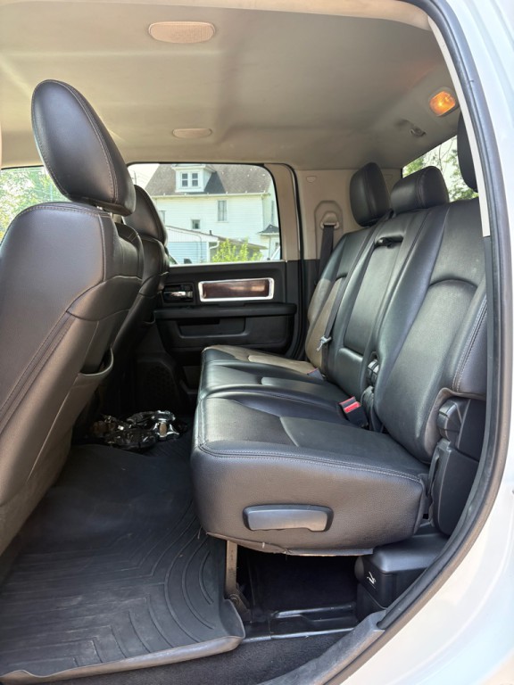 2012 Dodge Ram 3500 Image 8