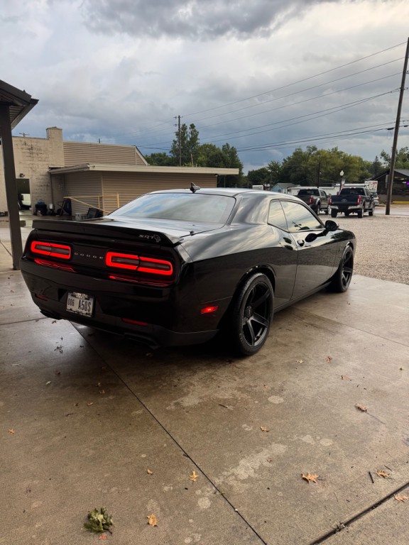2018 Dodge Challenger Image 3