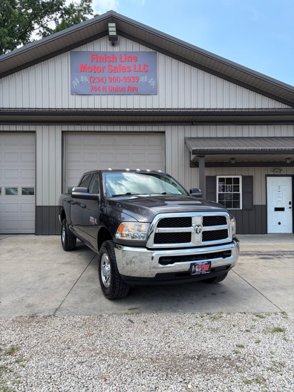 2017 RAM 3500 Image 2
