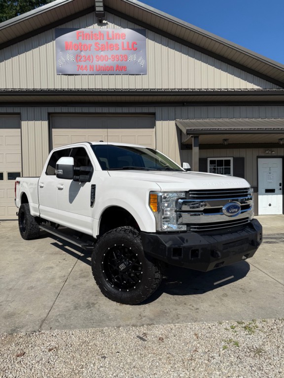 2017 Ford F-250 Image 1
