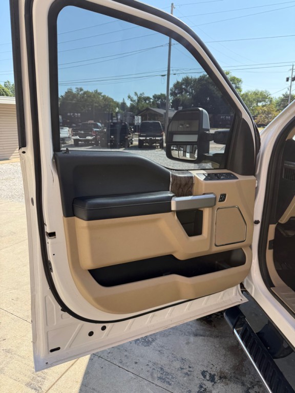 2017 Ford F-250 Image 11