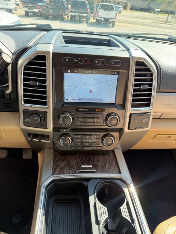 2017 Ford F-250 Image 17