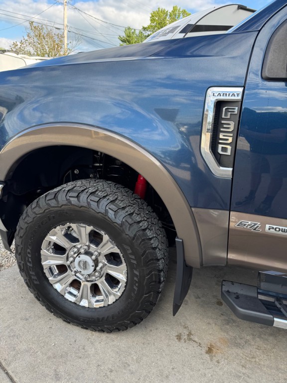 2017 Ford F-350 Image 9