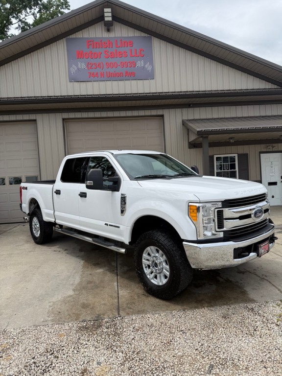 2017 Ford F-250 Image 2