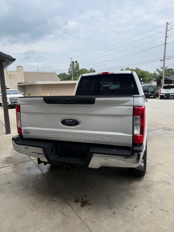 2017 Ford F-250 Image 5