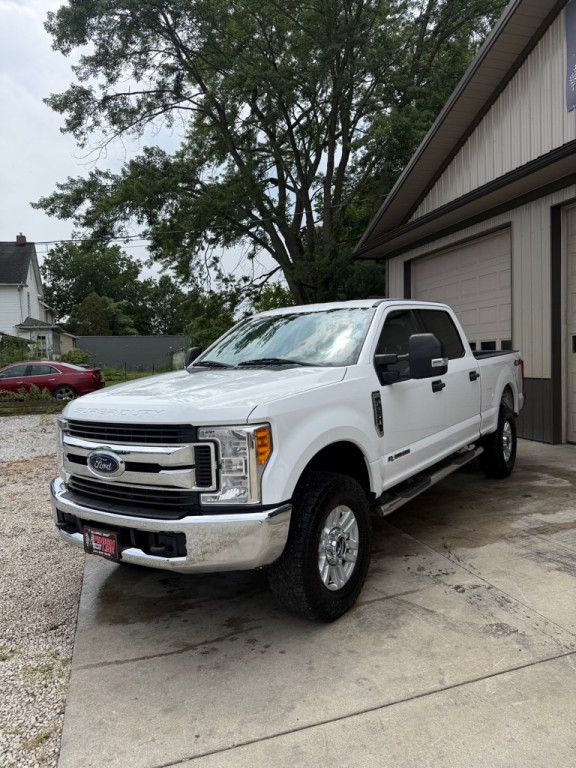 2017 Ford F-250 Image 9