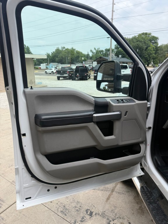2017 Ford F-250 Image 12