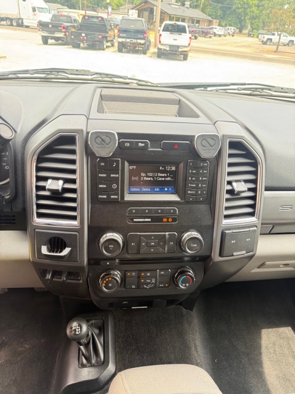 2017 Ford F-250 Image 17