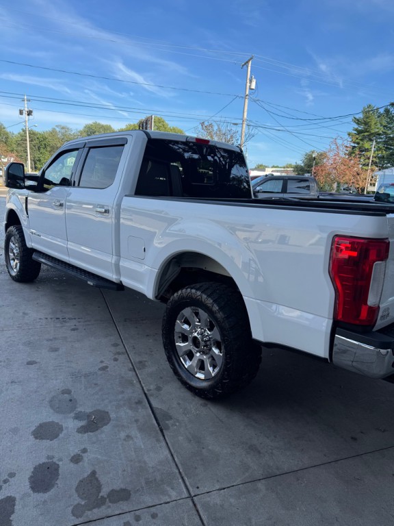 2017 Ford F-250 Image 4