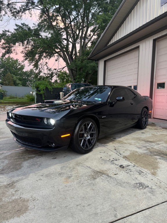 2016 Dodge Challenger Image 6