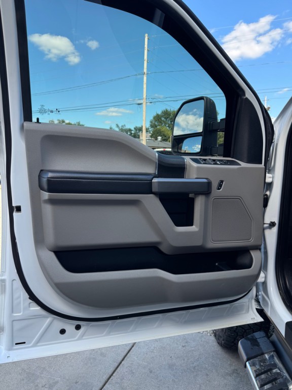2020 Ford F-350 Image 14