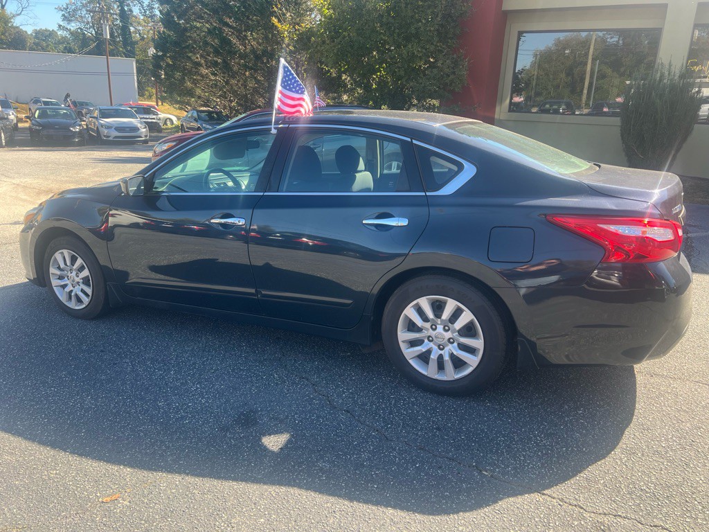 2016 Nissan Altima Image 3