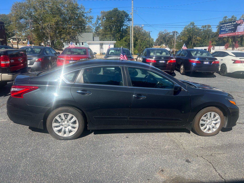 2016 Nissan Altima Image 6