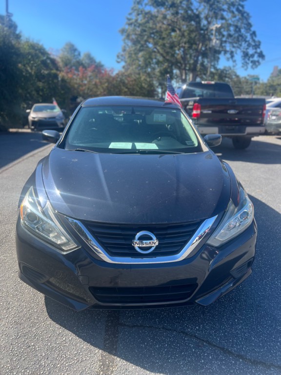 2016 Nissan Altima Image 8