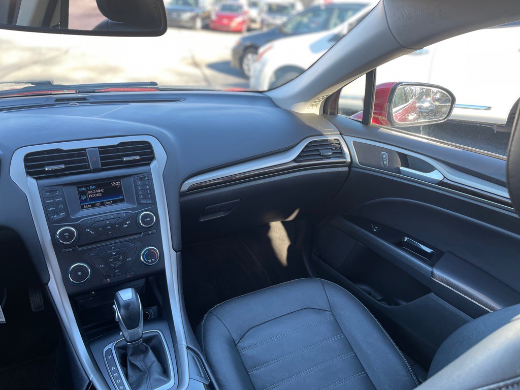 2014 Ford Fusion Image 15