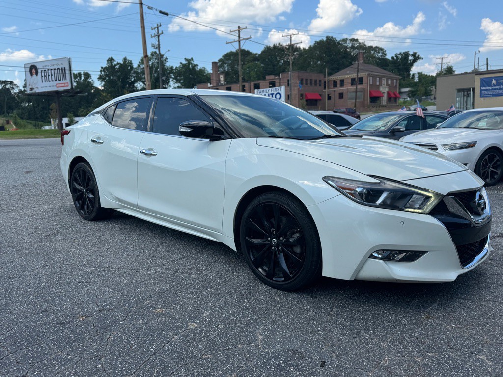 2016 Nissan Maxima Image 3