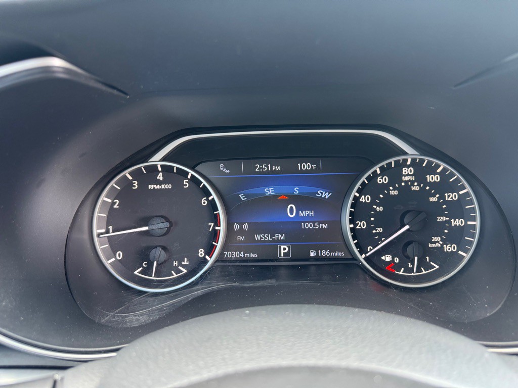 2016 Nissan Maxima Image 10