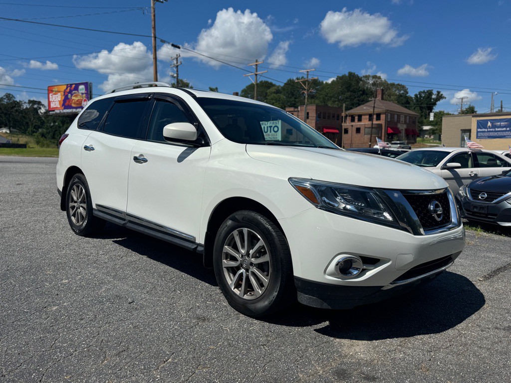 2014 Nissan Pathfinder Image 3