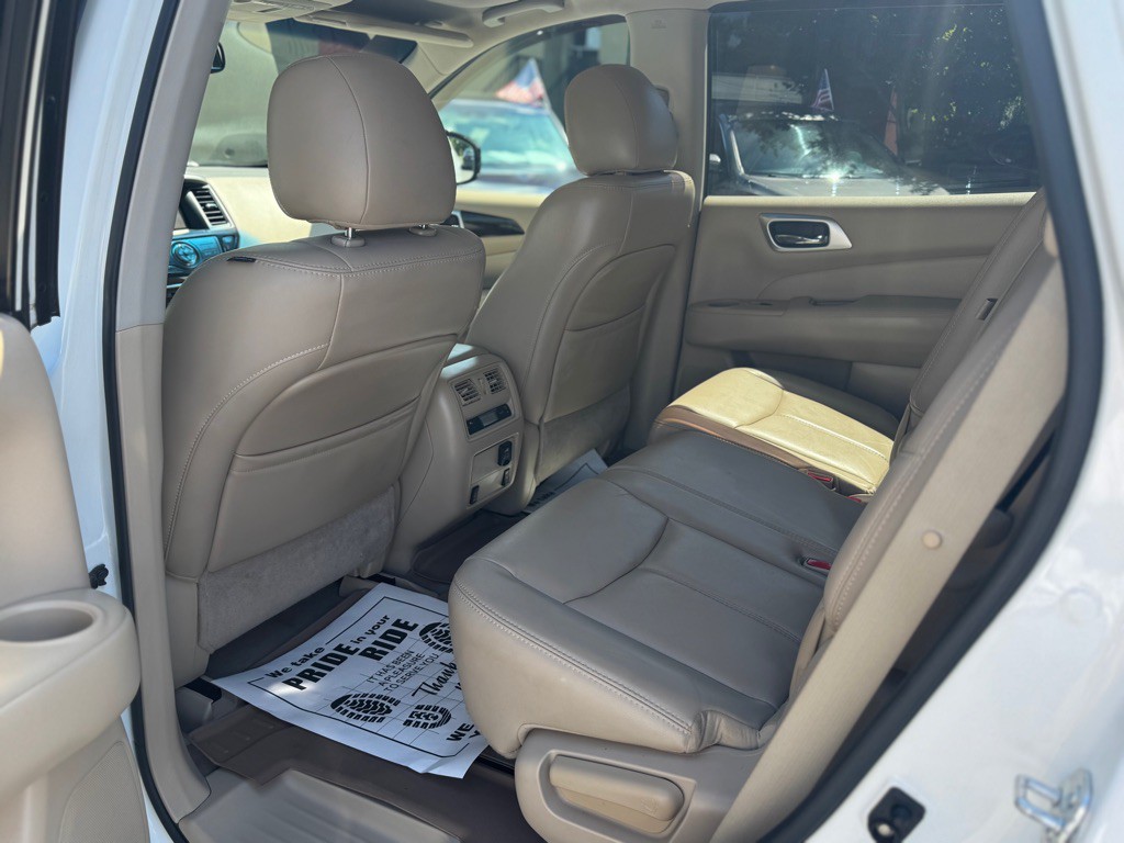 2014 Nissan Pathfinder Image 6