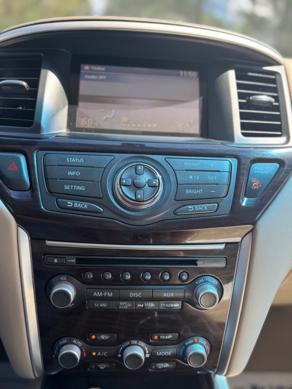 2014 Nissan Pathfinder Image 13