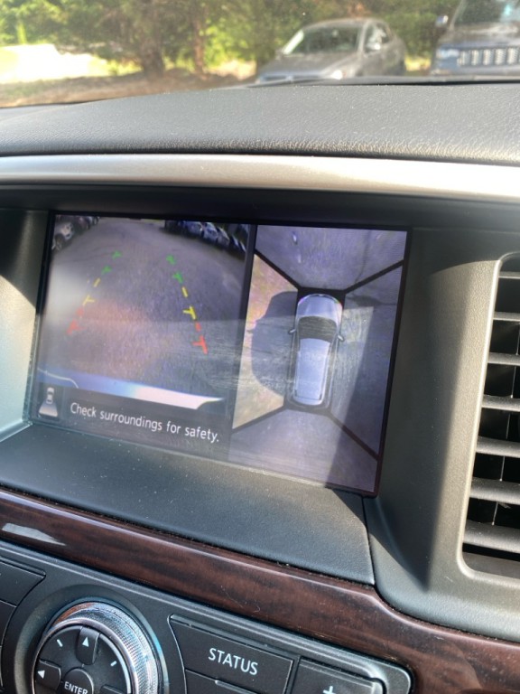 2015 Nissan Pathfinder Image 17