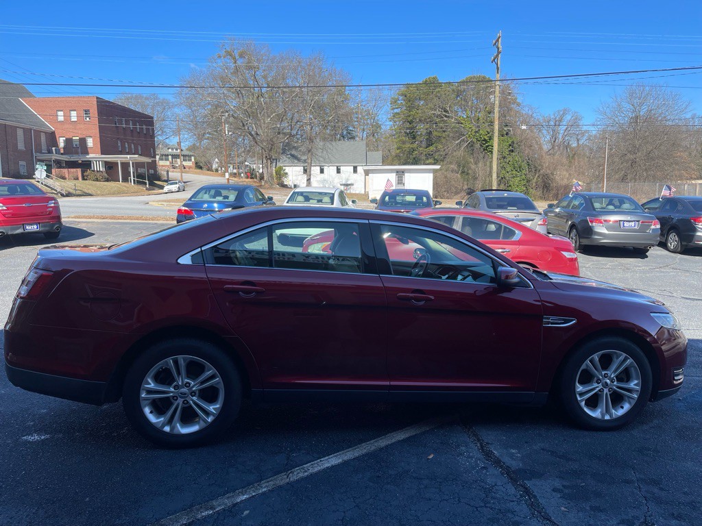 2016 Ford Taurus Image 6