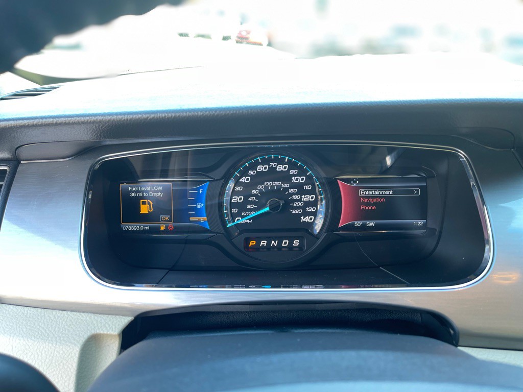 2016 Ford Taurus Image 20