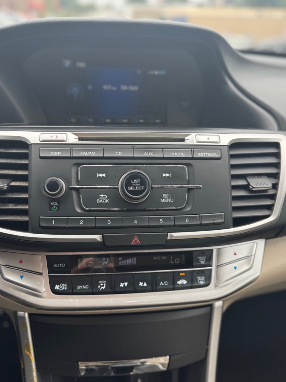 2014 Honda Accord Image 9