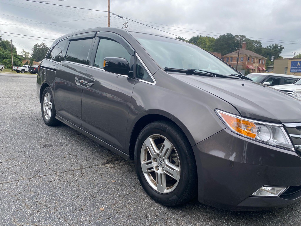 2012 Honda Odyssey Image 3