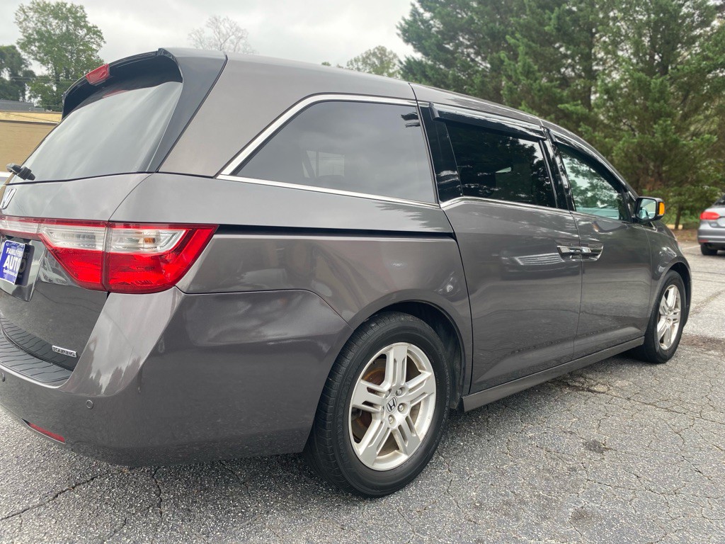 2012 Honda Odyssey Image 4