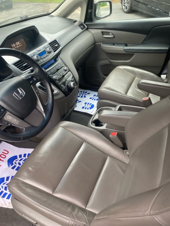 2012 Honda Odyssey Image 11