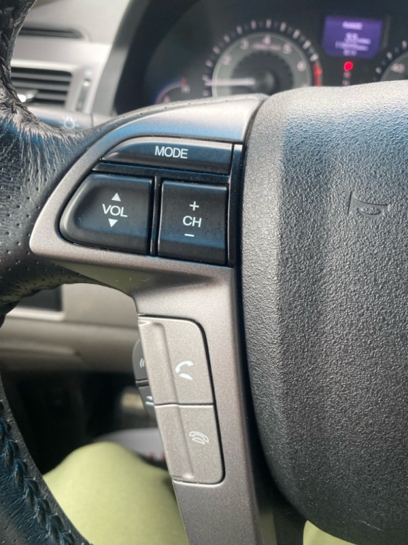2012 Honda Odyssey Image 14