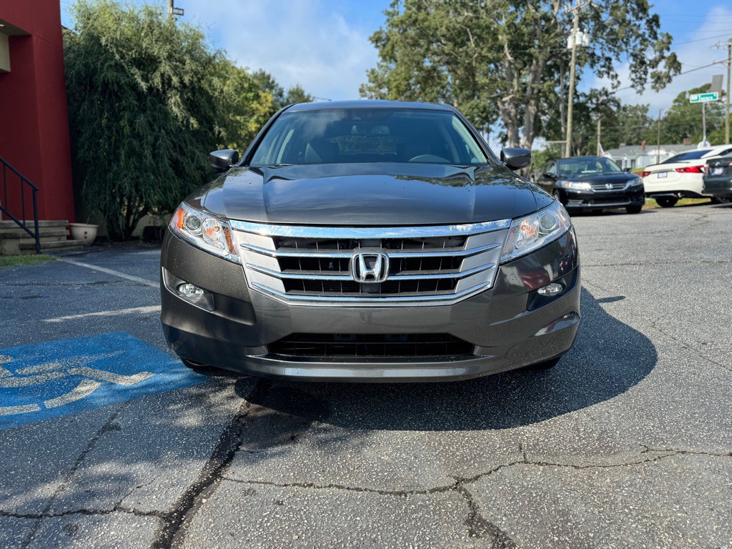 2013 Honda Crosstour Image 2