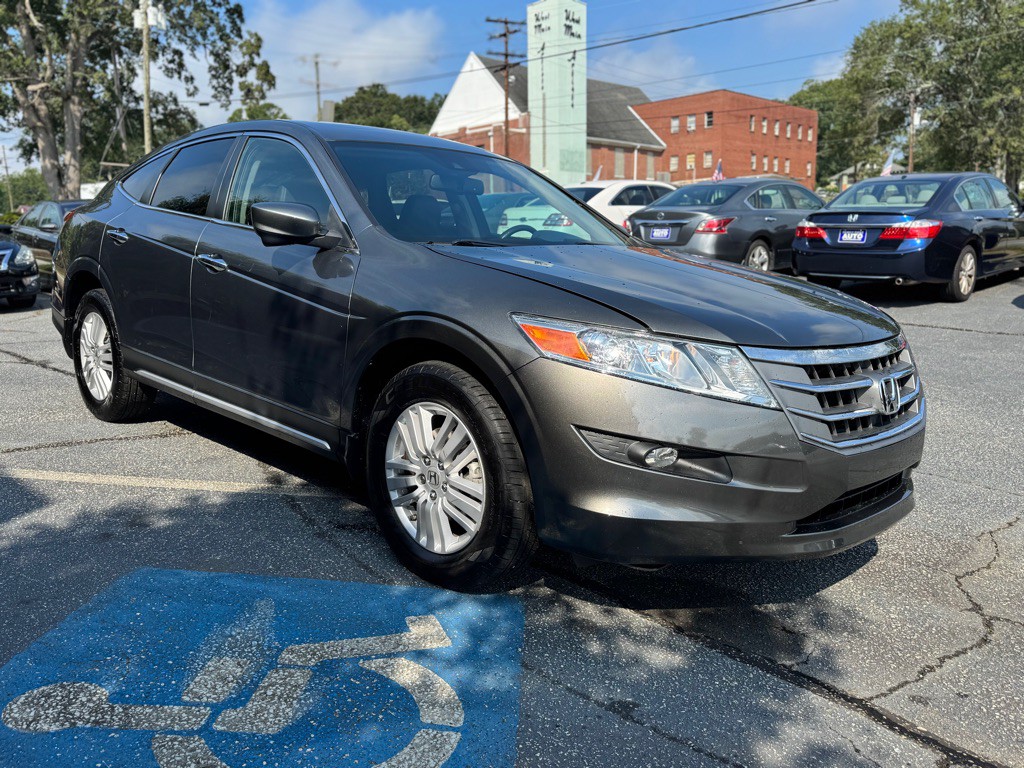 2013 Honda Crosstour Image 3