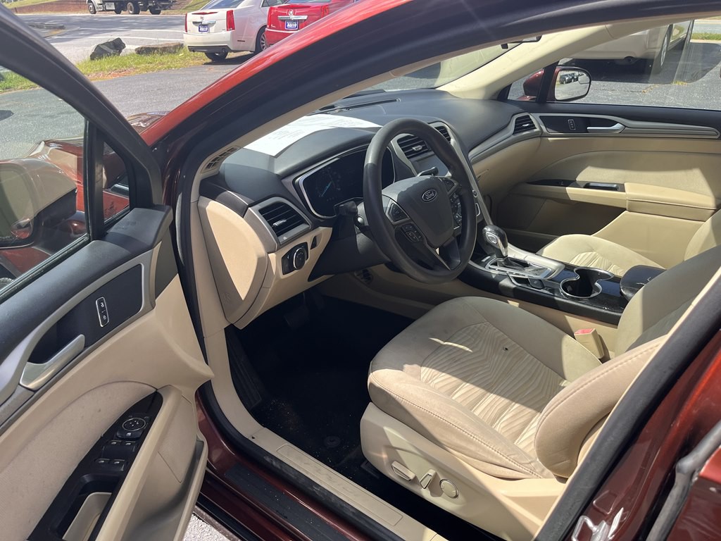 2016 Ford Fusion Image 4